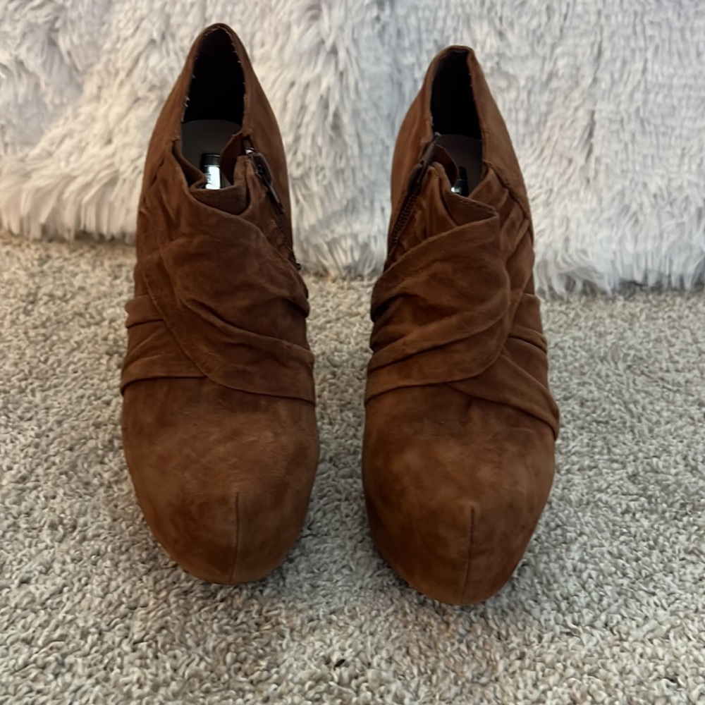 H by Halston Platform Suede booties - Picture 3 of 9